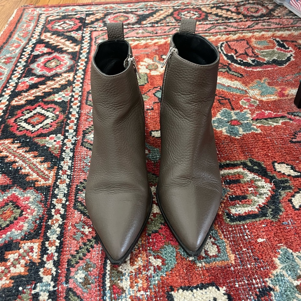 Everlane Italian Leather Boots